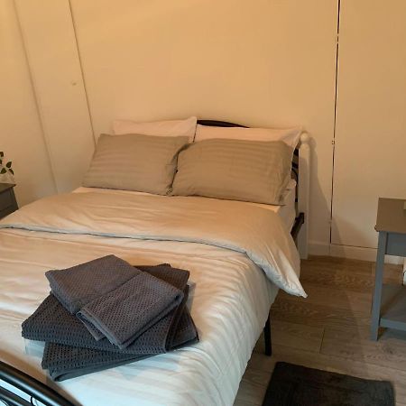 Alpha House Bed and Breakfast Λονδίνο Εξωτερικό φωτογραφία