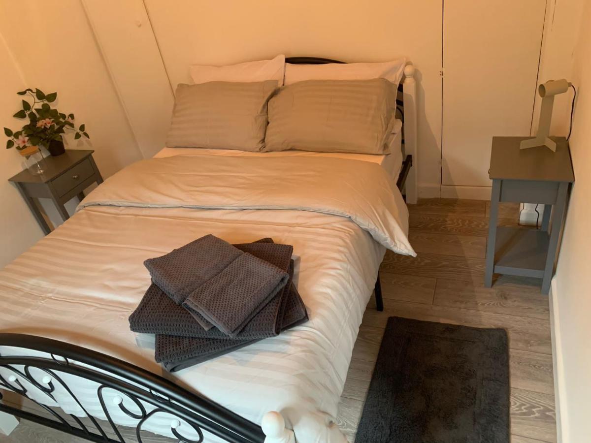 Alpha House Bed and Breakfast Λονδίνο Εξωτερικό φωτογραφία