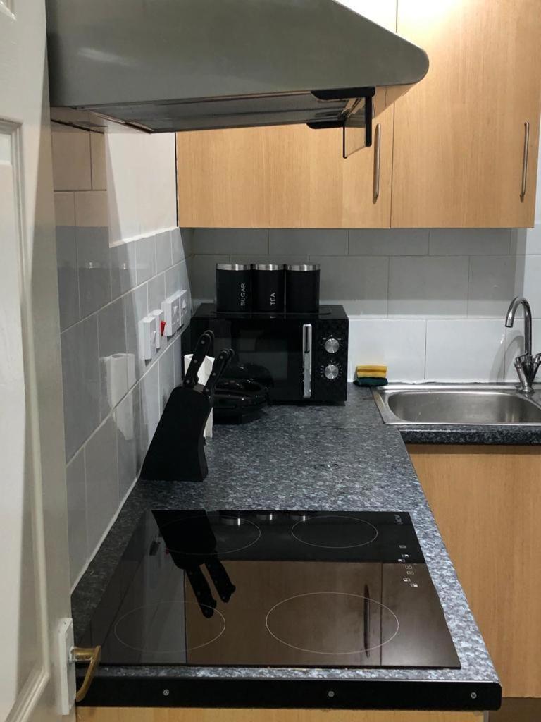 Alpha House Bed and Breakfast Λονδίνο Εξωτερικό φωτογραφία