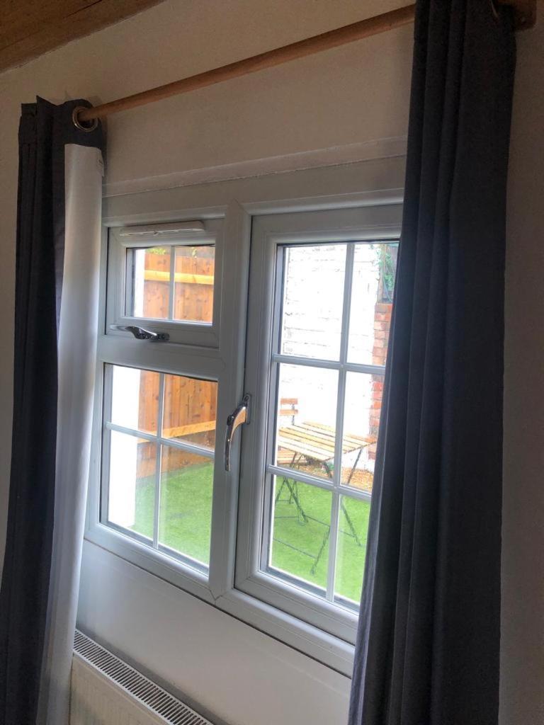 Alpha House Bed and Breakfast Λονδίνο Εξωτερικό φωτογραφία