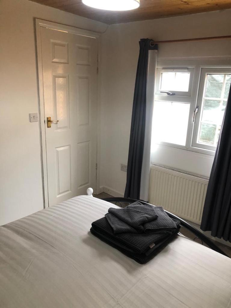 Alpha House Bed and Breakfast Λονδίνο Εξωτερικό φωτογραφία